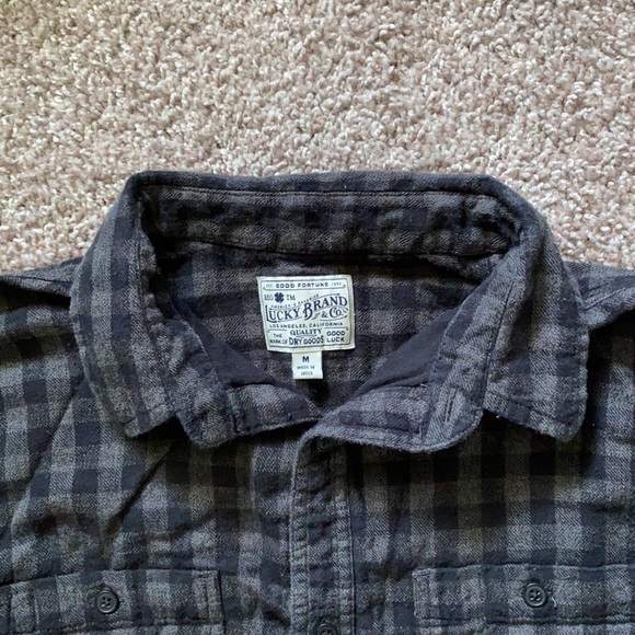 Mens Flannel from Lucky Brand | Medium - Picture 3 of 3